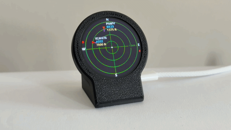 ESP32 Plane Radar — Live ADS-B on a Round Display by matixovi on MakerWorld