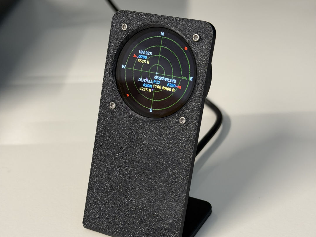 ESP32-S3 1.28" Waveshare Plane Radar by ThePrintableWatch on MakerWorld