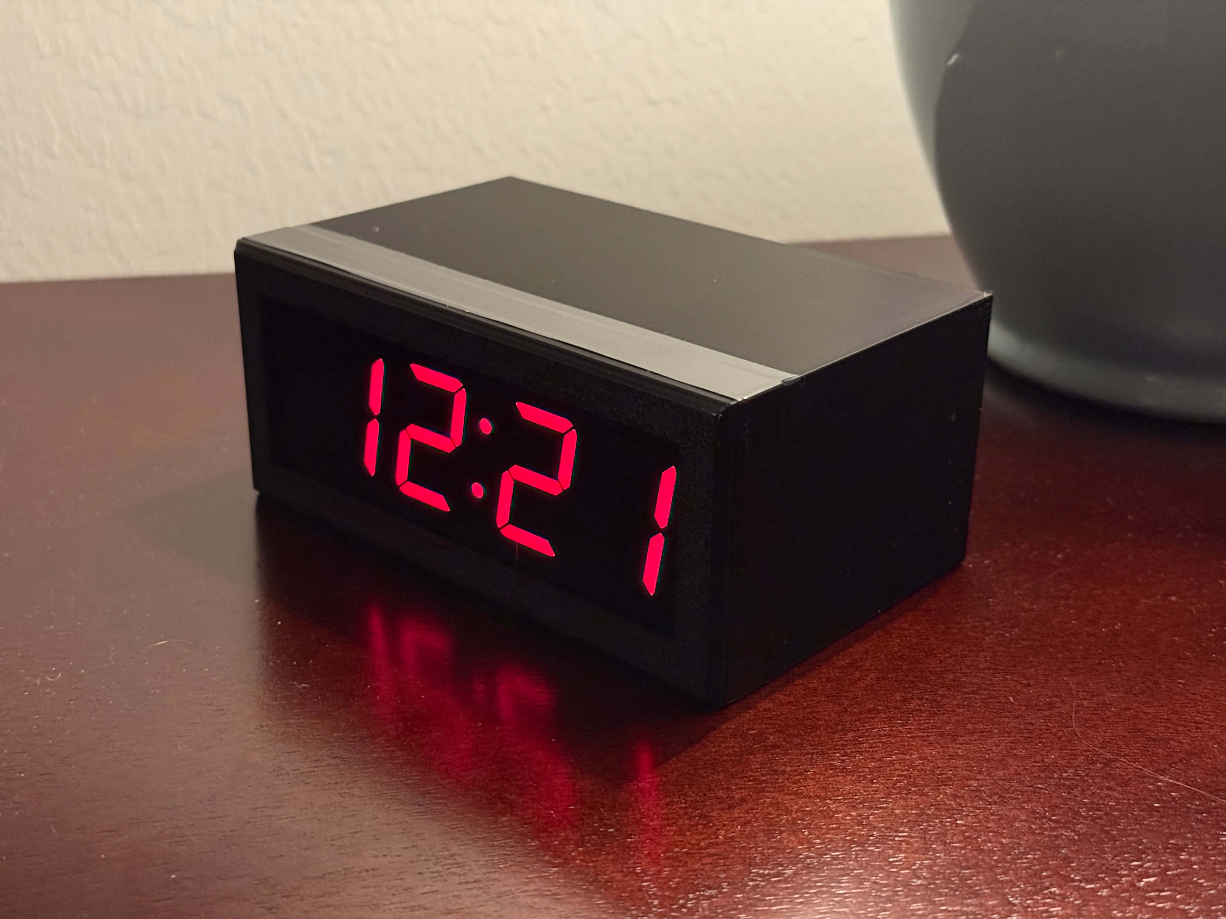 Photograph of Lee's clock