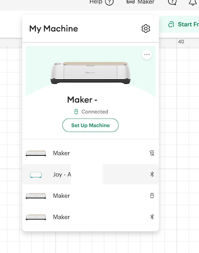 Cricut software showing the machine connected